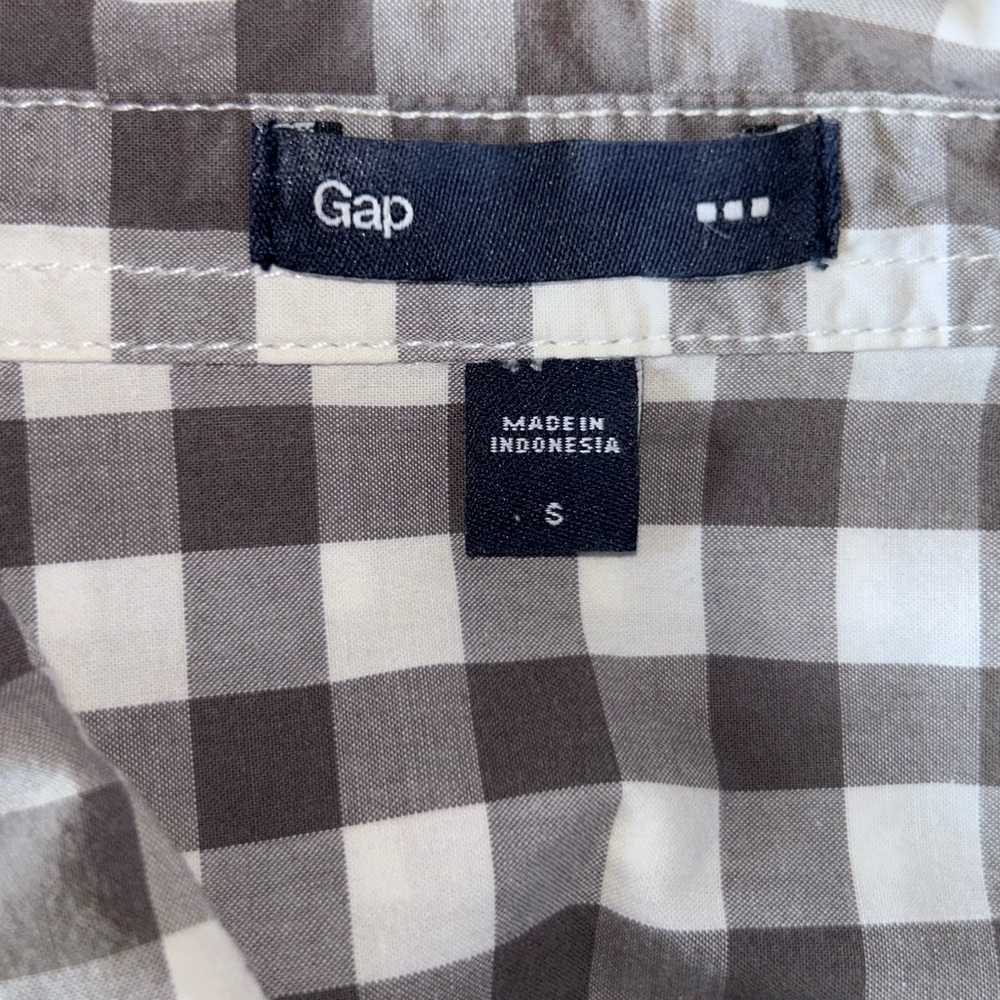 GAP Top - Picture 4 of 4